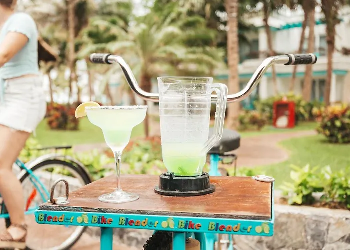 Resort Margaritaville Island Reserve Riviera Cancun - A Karisma Experience For (adults Only) 5*
