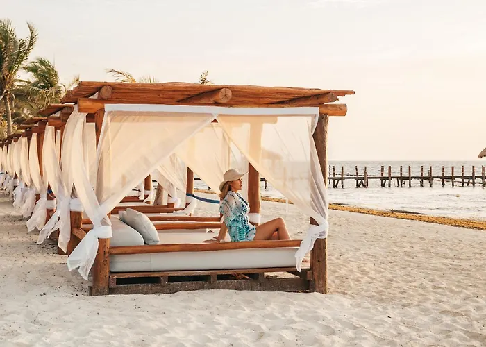 Resort Margaritaville Island Reserve Riviera Cancun - A Karisma Experience For (adults Only) 5*